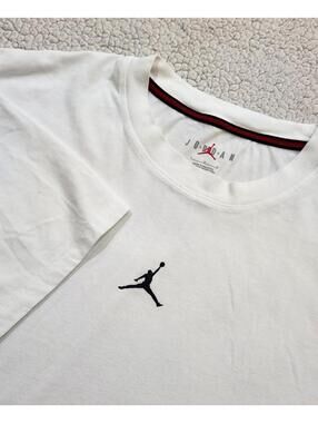 Nike Air Jordan Center Jumpman Dri-FIT Sport T-Shirt White Size L DH8920-100